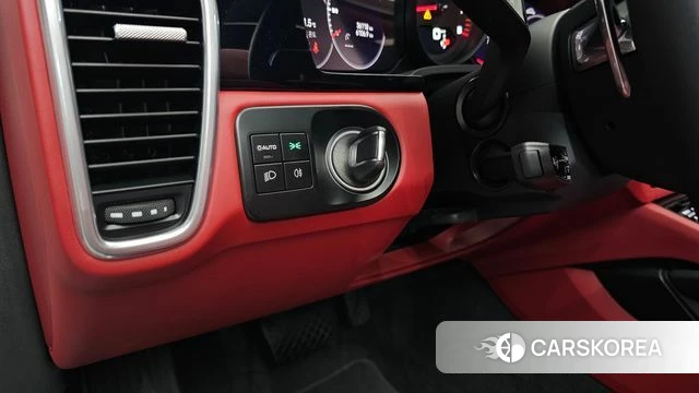 Porsche Cayenne (PO536) id 4763160 из Кореи 21
