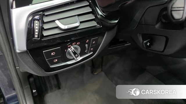 BMW 5 Series (G30) id 5041567 из Кореи 21