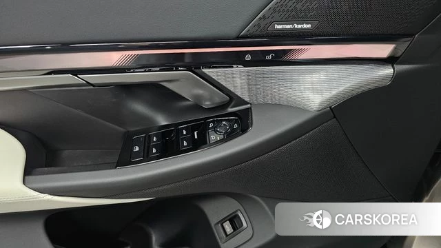 BMW 5 Series (G60) id 5038949 из Кореи 21