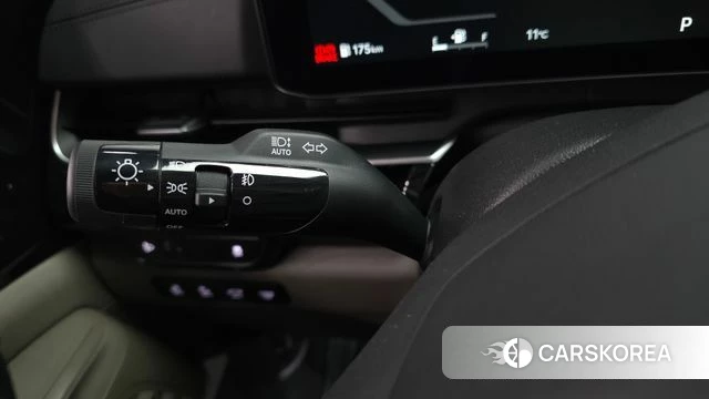 Kia The New Carnival 4th Generation id 5051654 из Кореи 21