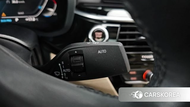 BMW 5 Series (G30) id 5023438 из Кореи 21