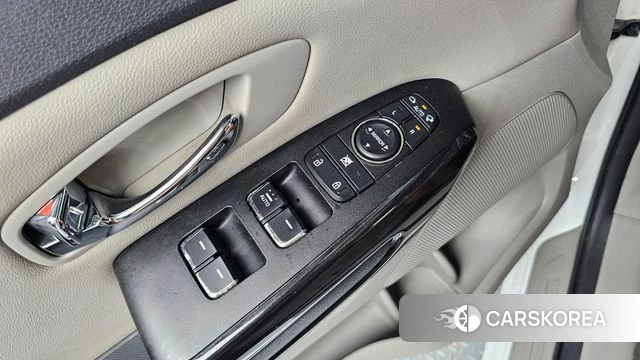 Kia The New Carnival id 4751038 из Кореи 22