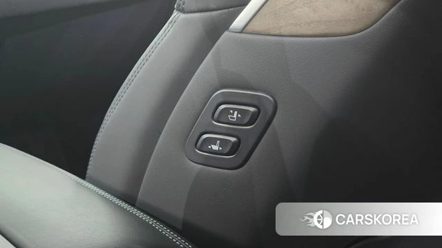 Genesis G90 id 5053523 из Кореи 21