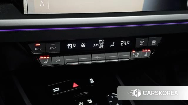 Audi Q4 e-Tron (F4) id 4928035 из Кореи 21