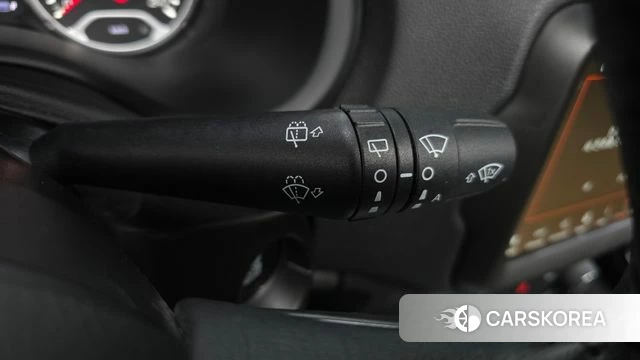 Jeep Renegade id 4992688 из Кореи 21
