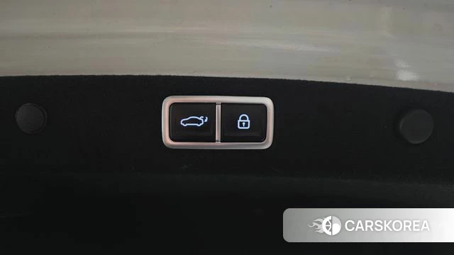 Hyundai Grandeur (GN7) id 5026991 из Кореи 21