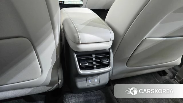 Hyundai Grandeur (GN7) id 5016386 из Кореи 21