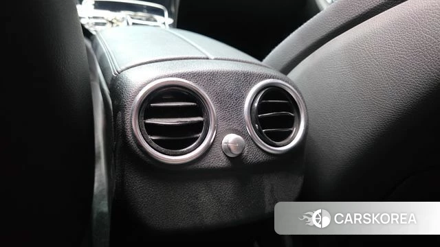 Mercedes-Benz C-Class W205 id 5019097 из Кореи 21
