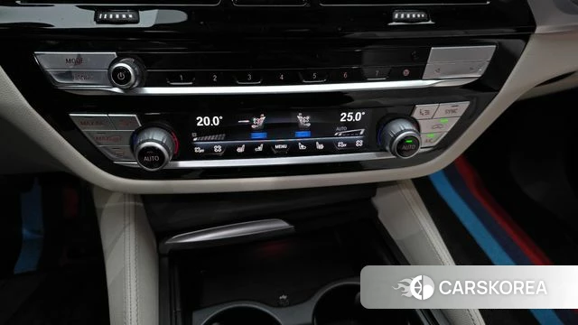 BMW 6 Series GT (G32) id 5035184 из Кореи 21