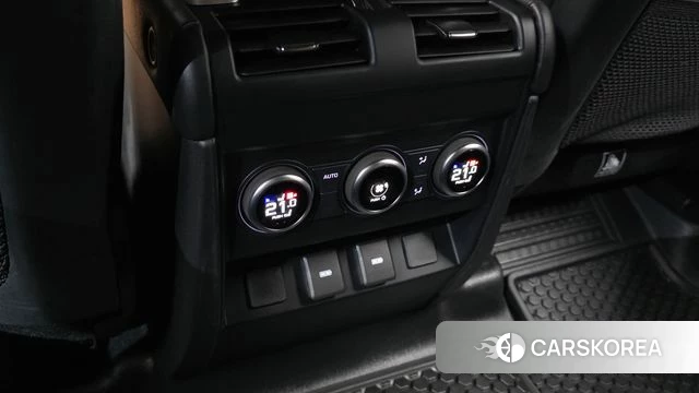 Land Rover Defender (L663) id 5033149 из Кореи 21