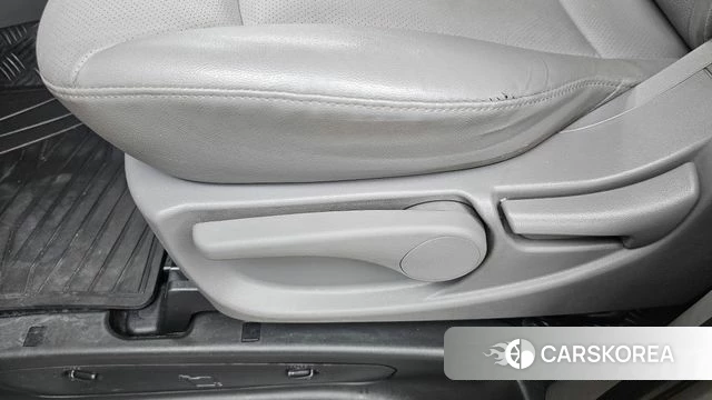Hyundai The New Grand Starex id 4741794 из Кореи 21