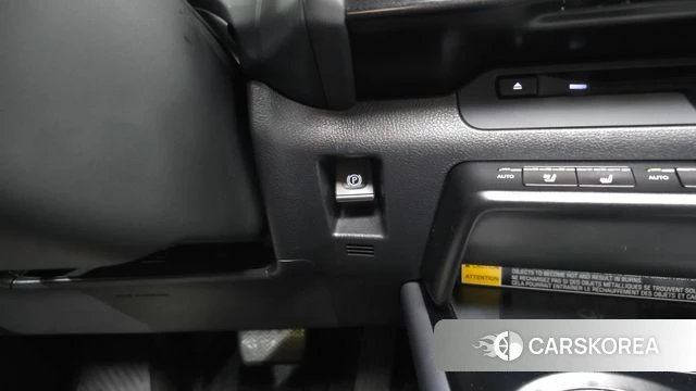 Lexus UX250h id 4977913 из Кореи 21