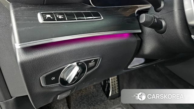 Mercedes-Benz E-Class W213 id 4982378 из Кореи 21