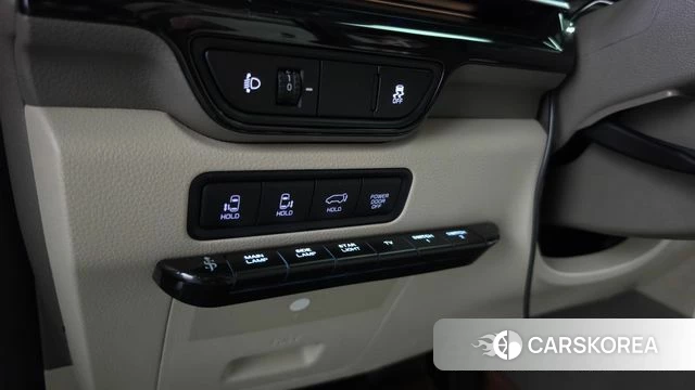 Kia The New Carnival 4th Generation id 5045681 из Кореи 21