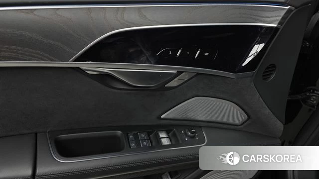 Audi A8 (D5) id 5002051 из Кореи 21