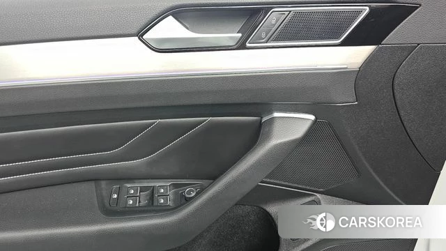 Volkswagen Passat GT (B8) id 4906622 из Кореи 21