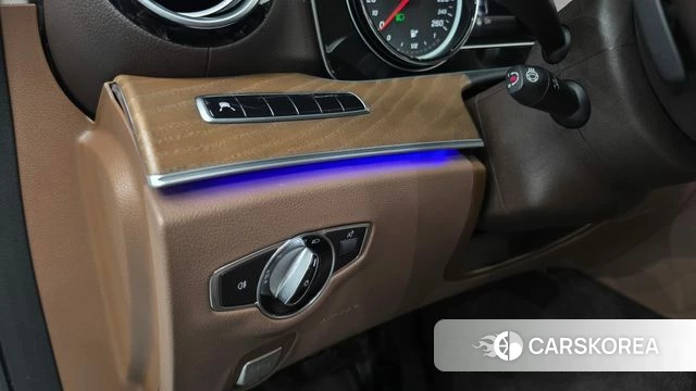 Mercedes-Benz E-Class W213 id 5004258 из Кореи 21