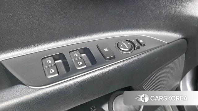 Kia Stonic id 5028594 из Кореи 21