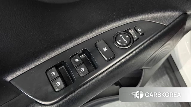 Kia Stonic id 5036080 из Кореи 21