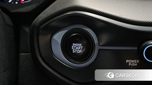 Hyundai Veloster (JS) id 5018741 из Кореи 21