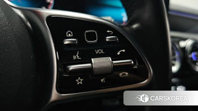 Mercedes-Benz A-Class W177 id 4930001 из Кореи 21