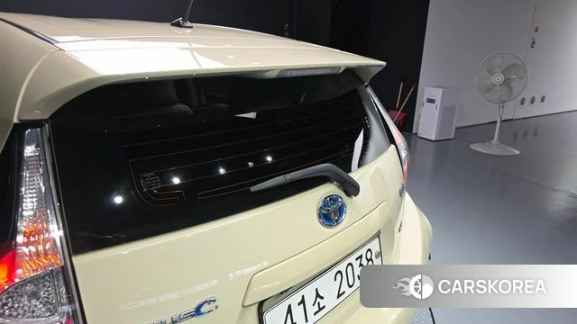 Toyota Prius C id 4952866 из Кореи 21