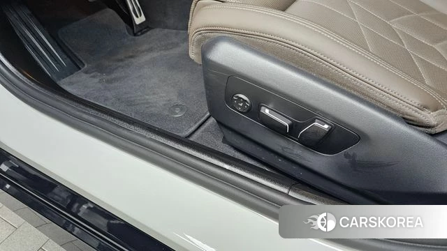 BMW 5 Series (G60) id 5045750 из Кореи 21