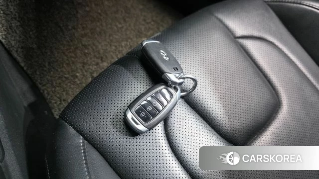 Hyundai Avante Hybrid (CN7) id 5013118 из Кореи 21
