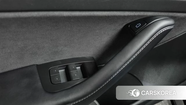 Tesla Model 3 id 4656993 из Кореи 21
