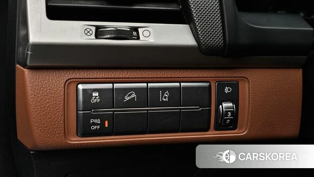 Ssangyong Rexton Sports Cannes id 4977895 из Кореи 21