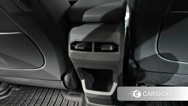 Kia EV3 id 4920999 из Кореи 21