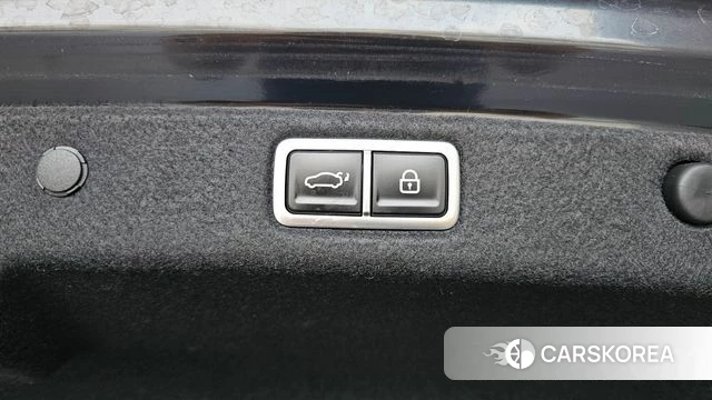 Hyundai Grandeur Hybrid (GN7) id 4995843 из Кореи 21