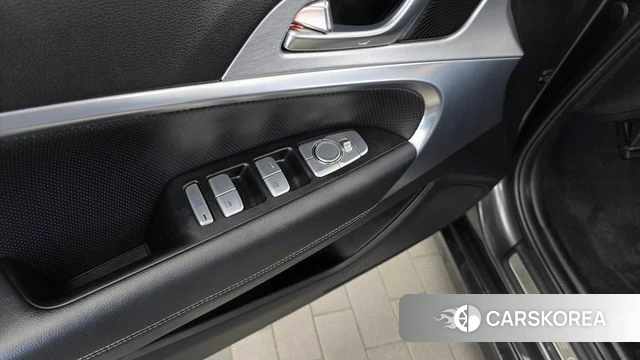 Genesis G70 id 4988299 из Кореи 21