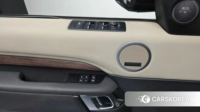 Land Rover Discovery 5 id 4943865 из Кореи 21