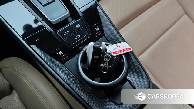 Porsche 911(992) id 5035093 из Кореи 21