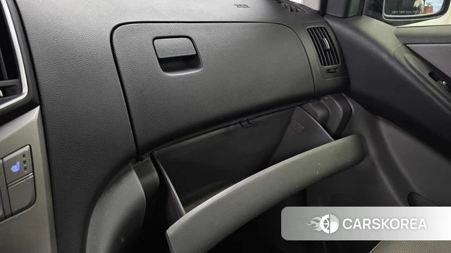 Hyundai The New Grand Starex id 4960423 из Кореи 21