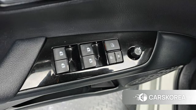 Toyota Prius 4th Generation id 5013864 из Кореи 21