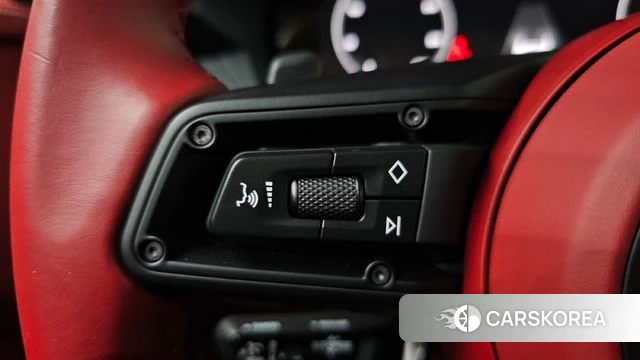Porsche 911(992) id 4748788 из Кореи 21