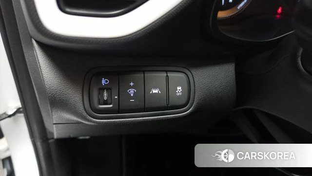 Hyundai Venue id 5041408 из Кореи 21