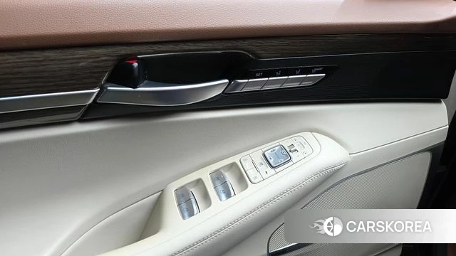 Genesis G90 id 4943673 из Кореи 21