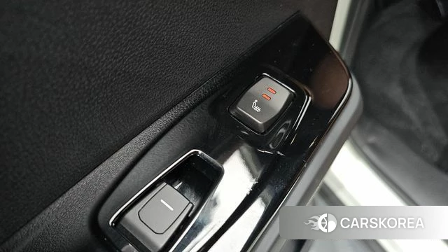 Ssangyong Torres id 4935904 из Кореи 21