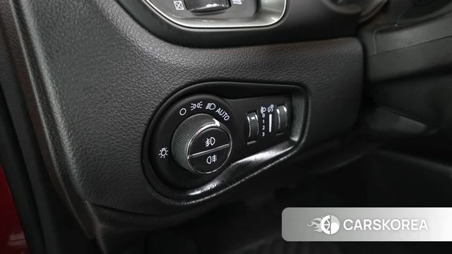 Jeep Renegade id 5003450 из Кореи 21