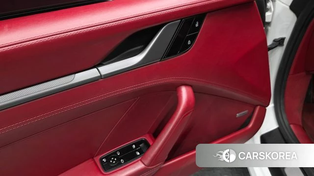 Porsche 911(992) id 5018273 из Кореи 21