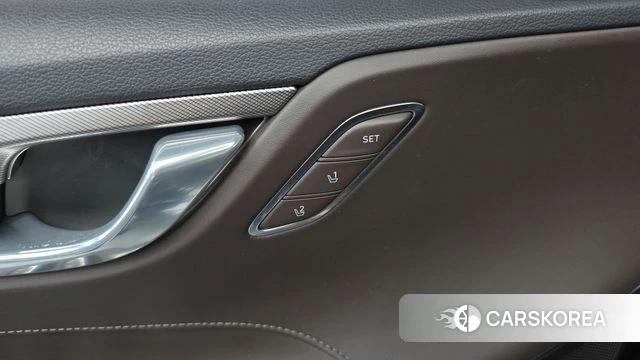 Hyundai The New Grandeur IG Hybrid id 5023442 из Кореи 21