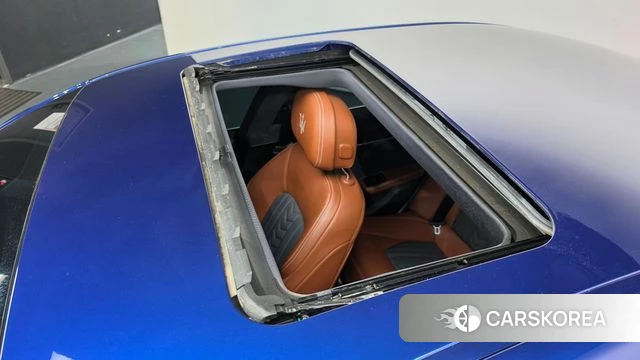 Maserati Ghibli id 4781116 из Кореи 22