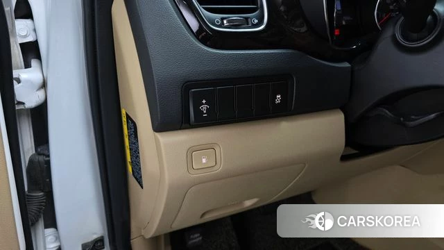 Kia The New Carnival id 4993648 из Кореи 21