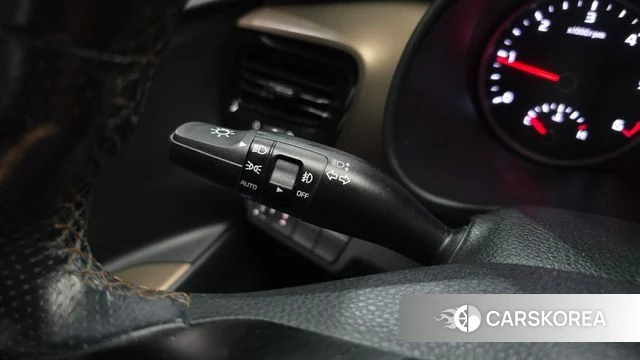 Kia Stonic id 5014082 из Кореи 21