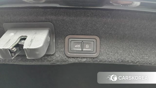 Audi A6 (C8) id 5047824 из Кореи 21