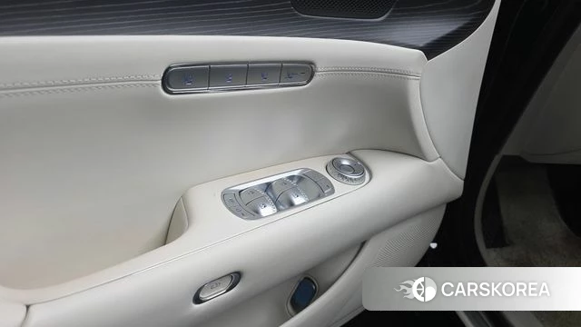 Genesis G90 (RS4) id 4965654 из Кореи 21