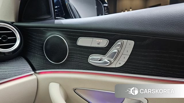 Mercedes-Benz E-Class W213 id 4923921 из Кореи 21